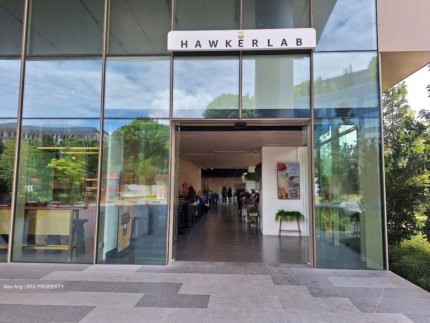 Science Park Drive (D5), Retail #483289741